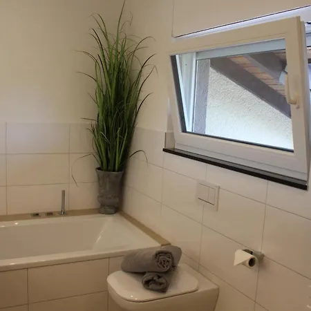 Mit Eigenem Garten Und Terrasse Tatil Evi