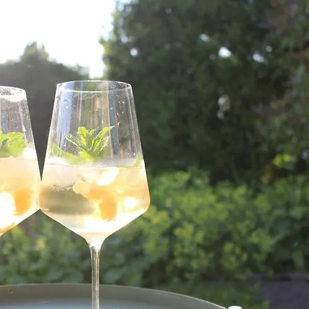 Vakantiehuis Mit Eigenem Garten Und Terrasse *