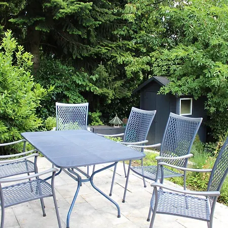 度假居 Mit Eigenem Garten Und Terrasse